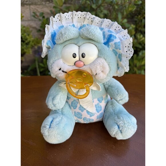 Vintage 1981 Baby Garfield Plush Stuffed Animal Doll Pacifier Pajamas Dakin